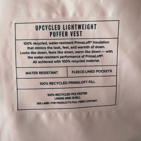 GAP upcycled puffer vest jacket - Picture 4 of 6